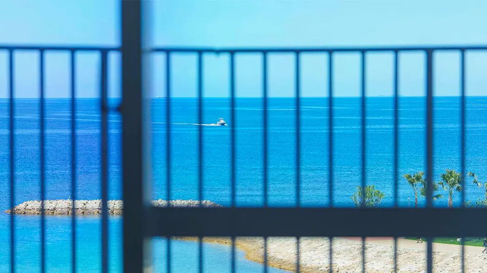 The Beach Tower Okinawa (Kyoritsu Resort)