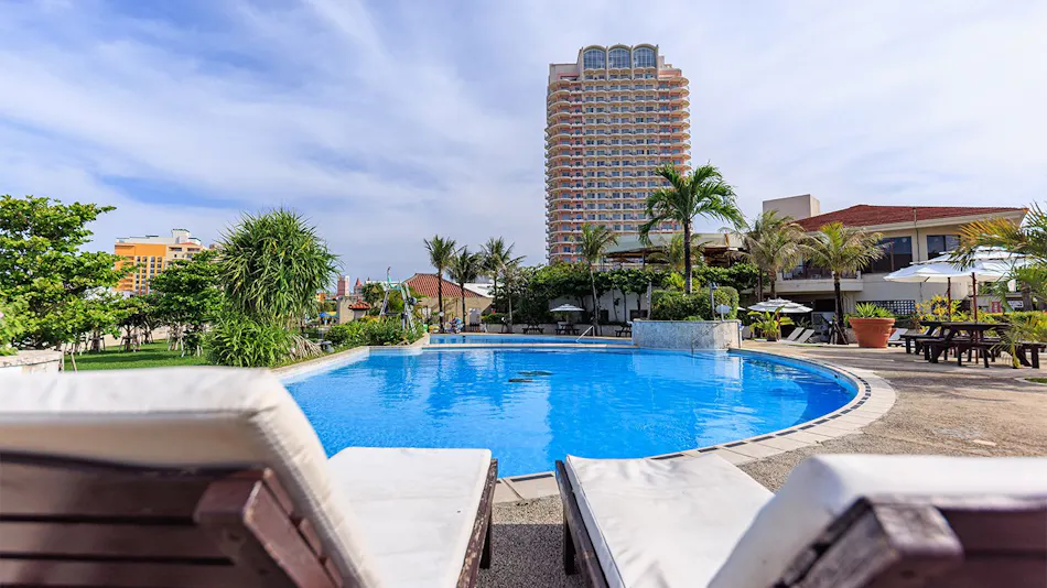 The Beach Tower Okinawa (Kyoritsu Resort)