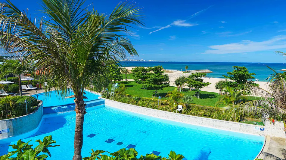 The Beach Tower Okinawa (Kyoritsu Resort)