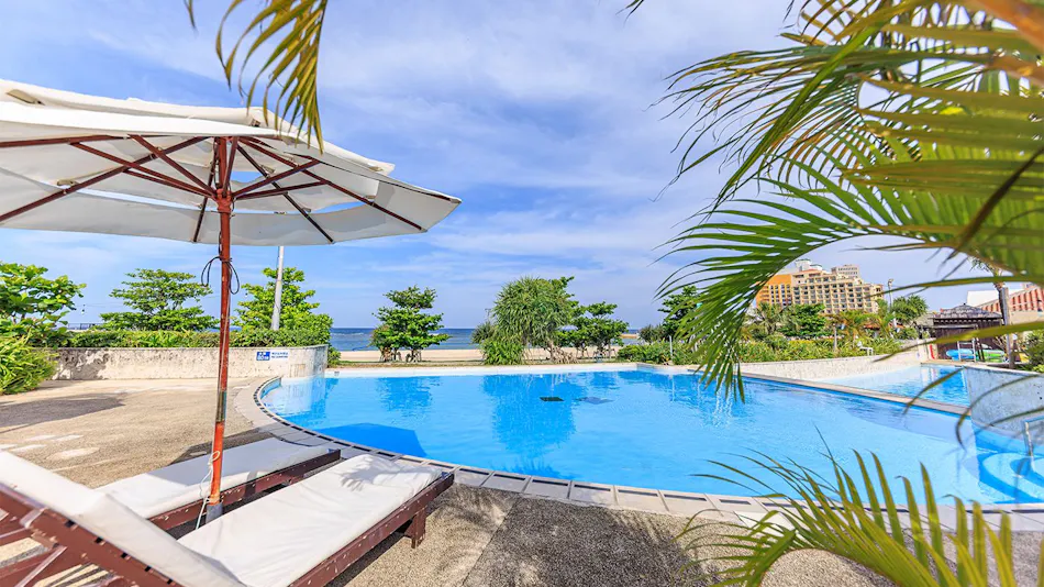 The Beach Tower Okinawa (Kyoritsu Resort)