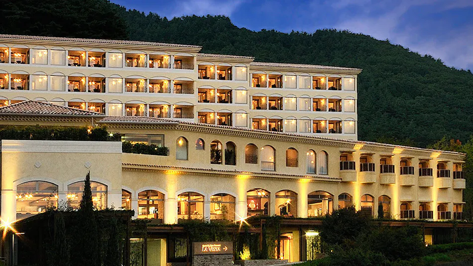 La Vista Fuji-Kawaguchiko (Kyoritsu Resort)