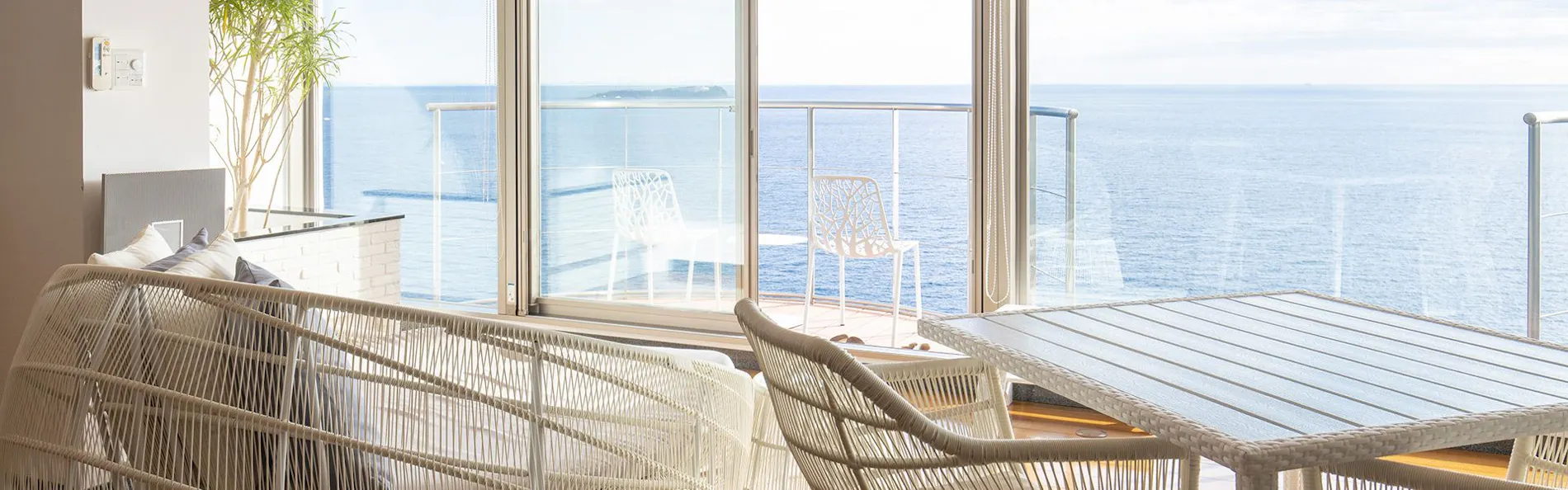 ホテルふたり木もれ陽