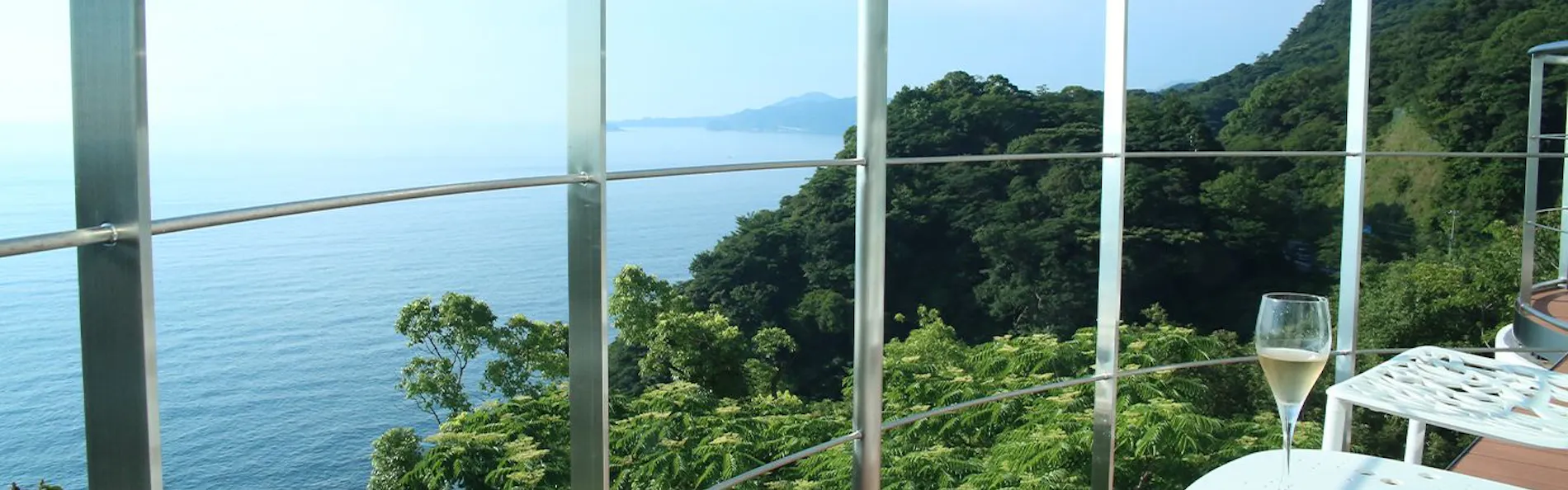 ホテルふたり木もれ陽