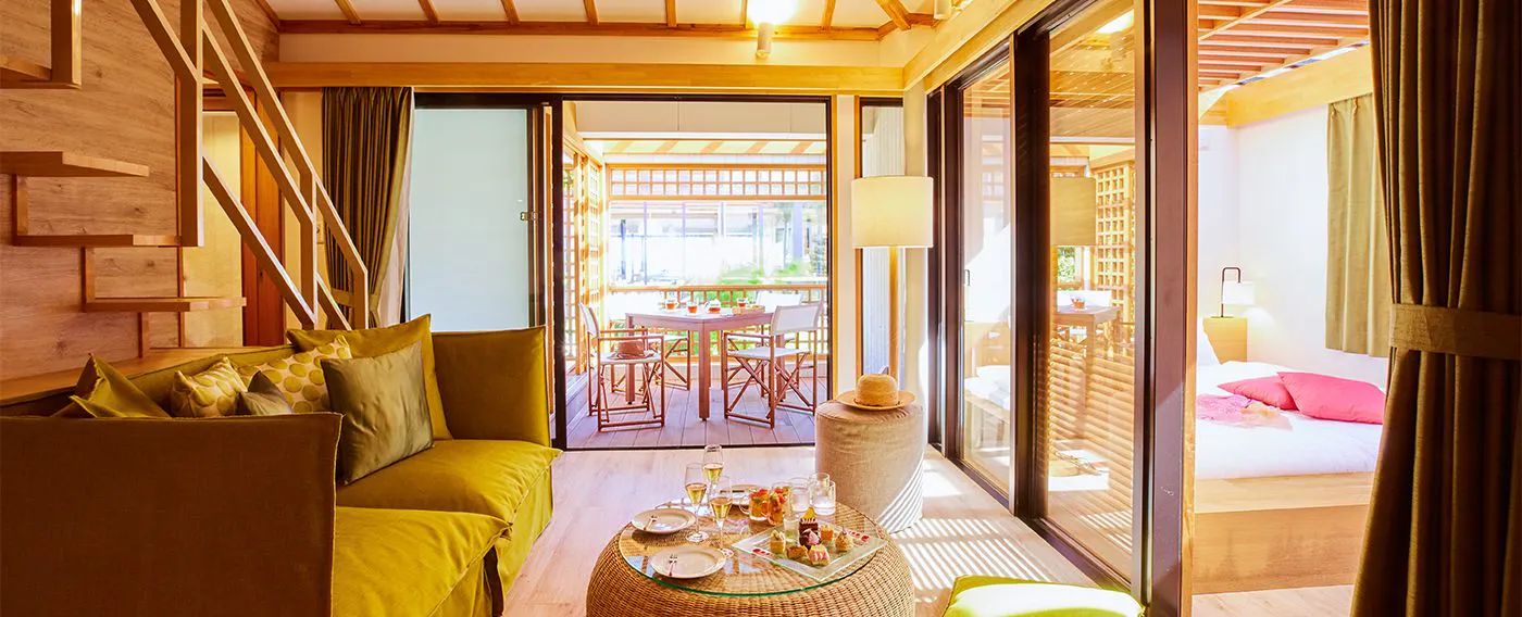 【客室】全室ロフトつきの遊び心いっぱいの明るい空間。