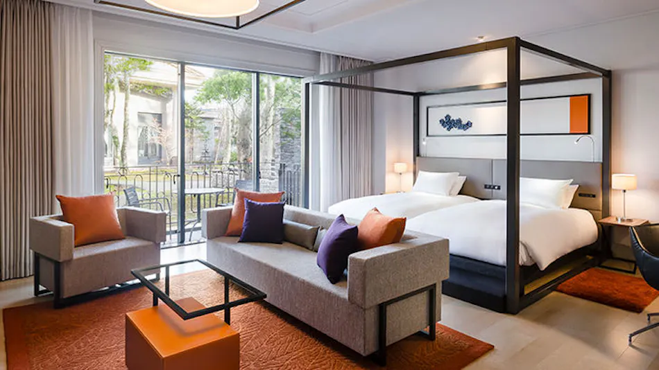 KYUKARUIZAWA KIKYO, Curio Collection by Hilton