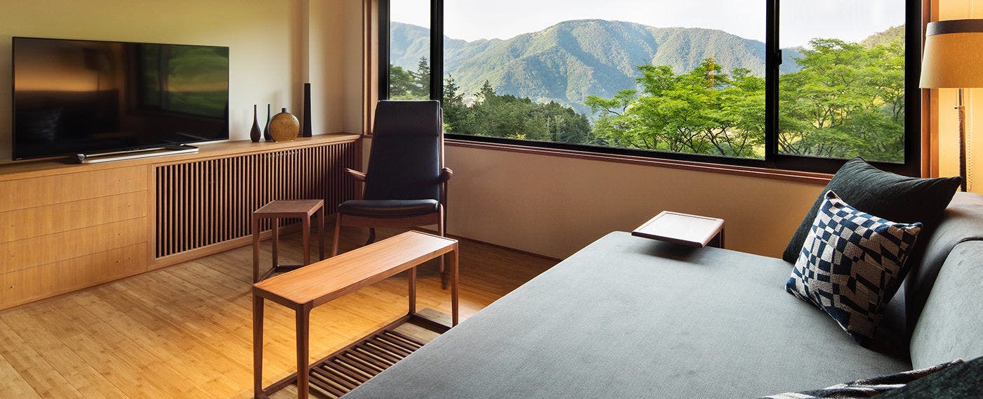 bar hotel 箱根香山
