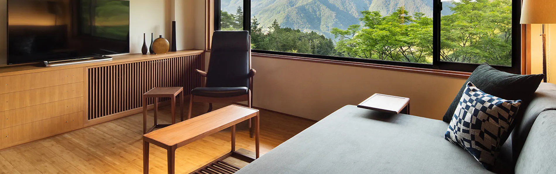 bar hotel 箱根香山