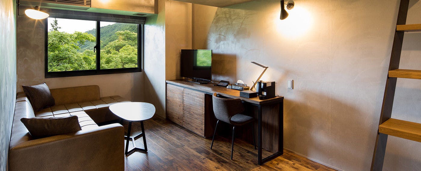 bar hotel 箱根香山