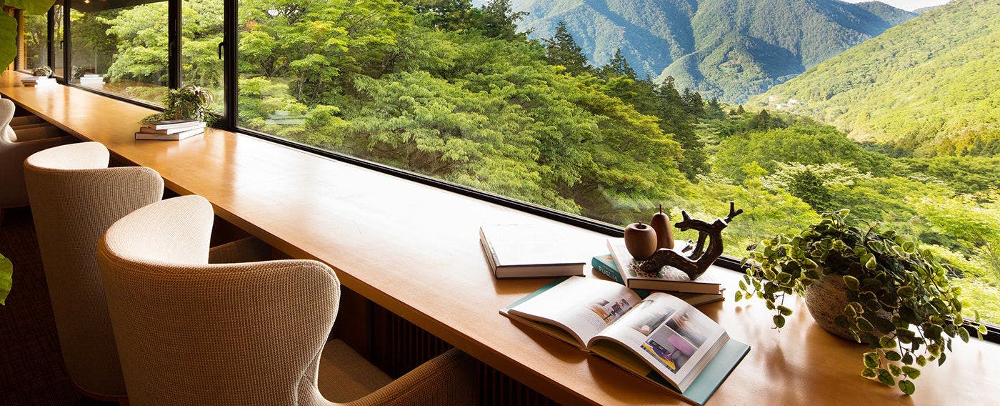 bar hotel 箱根香山