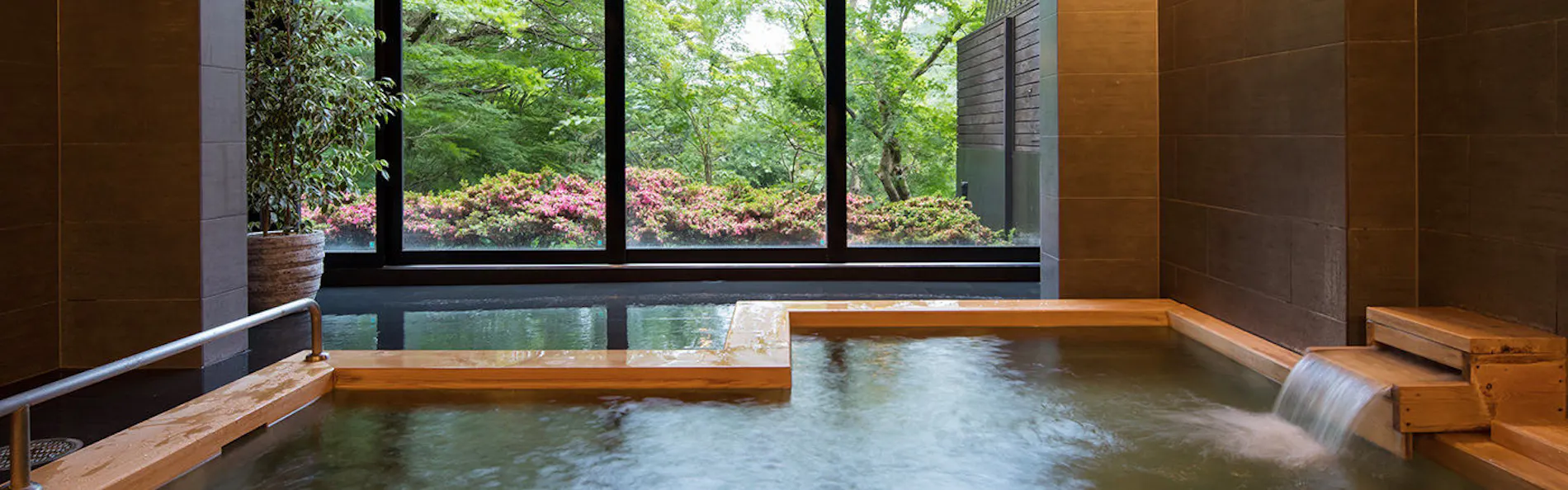 bar hotel 箱根香山