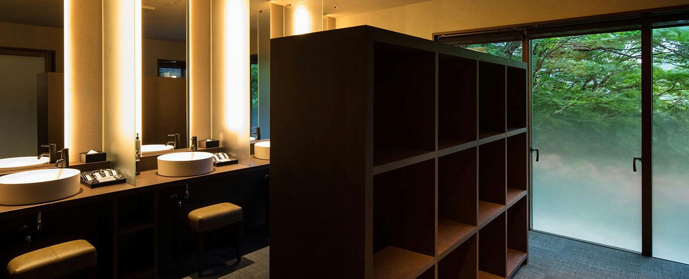 bar hotel 箱根香山