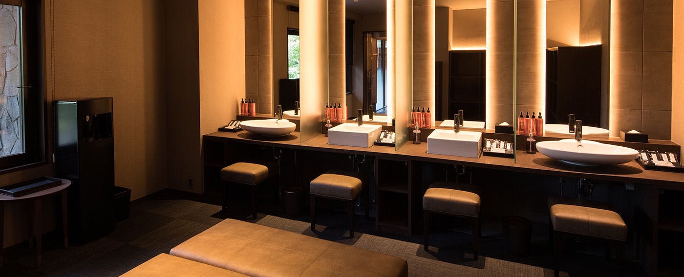 bar hotel 箱根香山