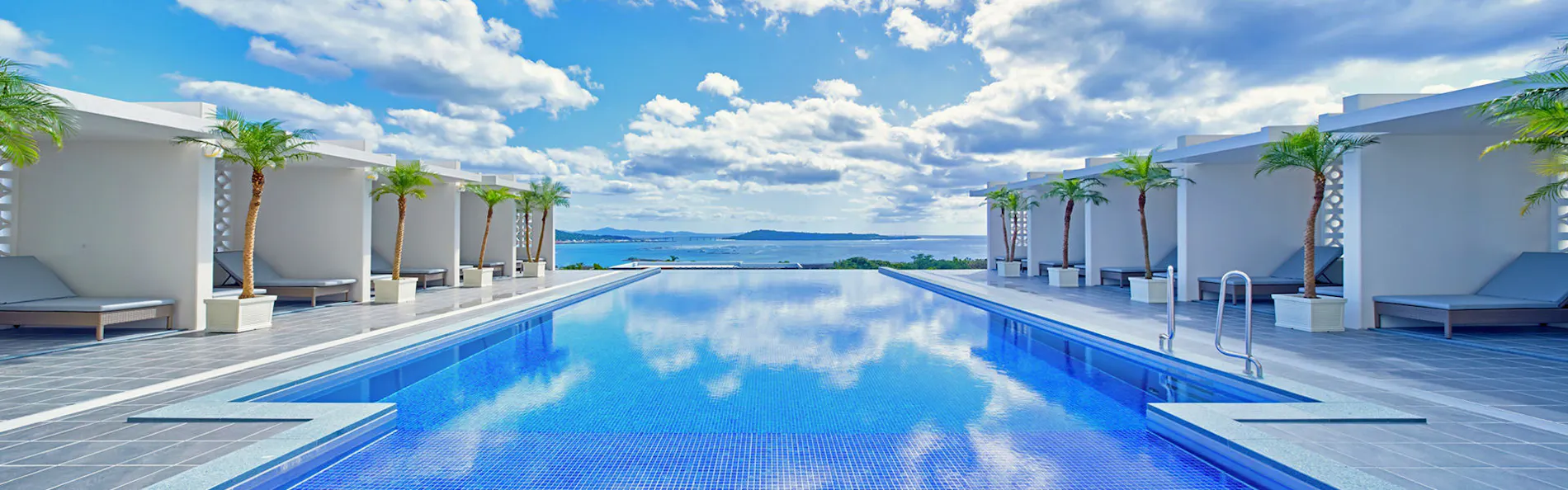 アラマハイナ コンドホテル