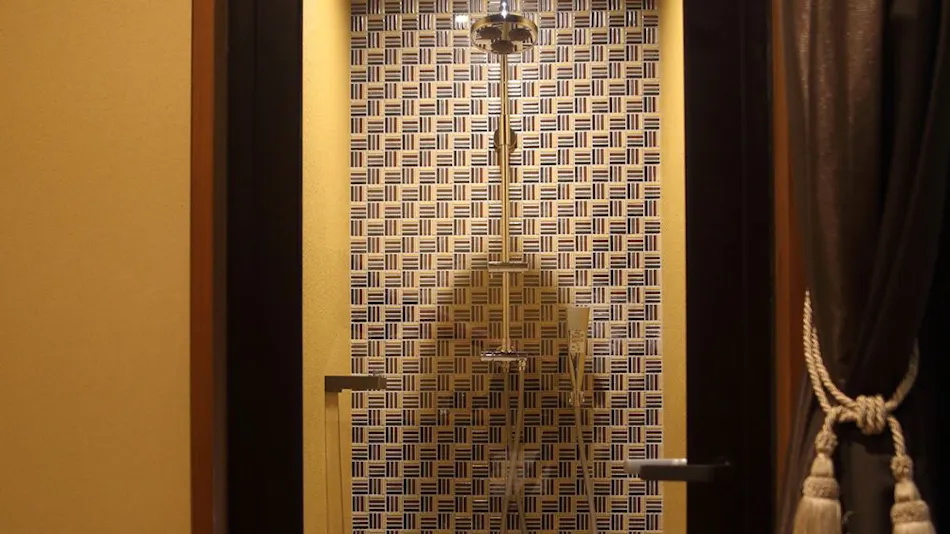 Kanazawa Yuwaku Onsen Kokorian