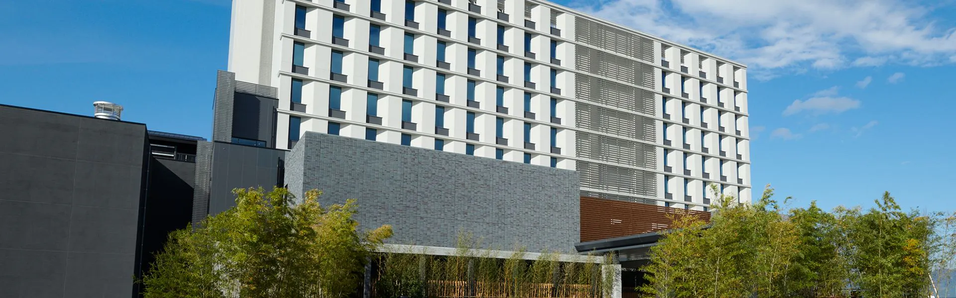 HOTEL CLAD