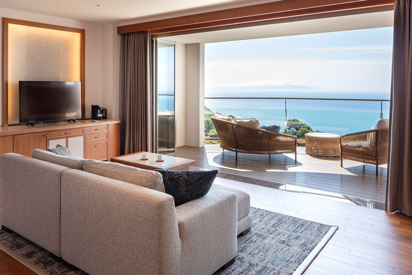 Izu Hotel Resort & Spa