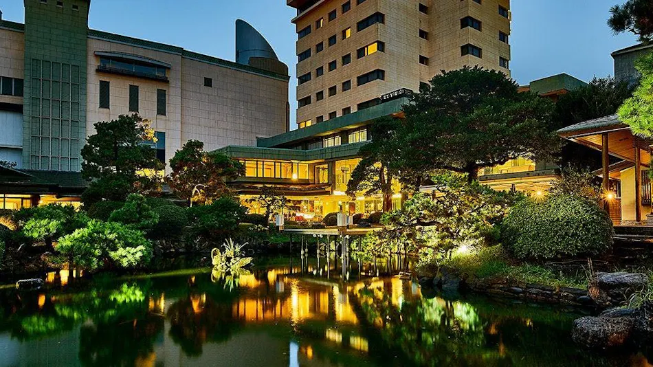 Suisui Garden Ryokan (Registered Tangible Cultural Property Inn / Art Hotel Kokura)
