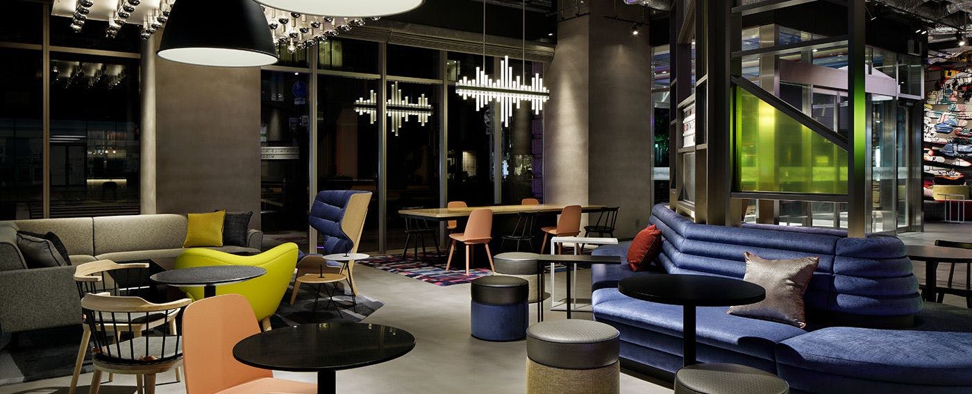 Re:mix Lounge และ W XYZ Bar