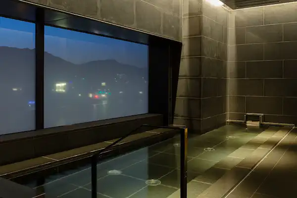 ห้องอาบน้ำสาธารณะ