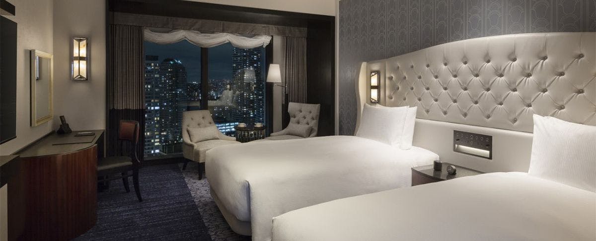 【프리미엄 룸 / 39평방미터】 카타비카와 뷰를 즐길 수 있는, 세면장이 있는 욕실을 갖춘 객실.