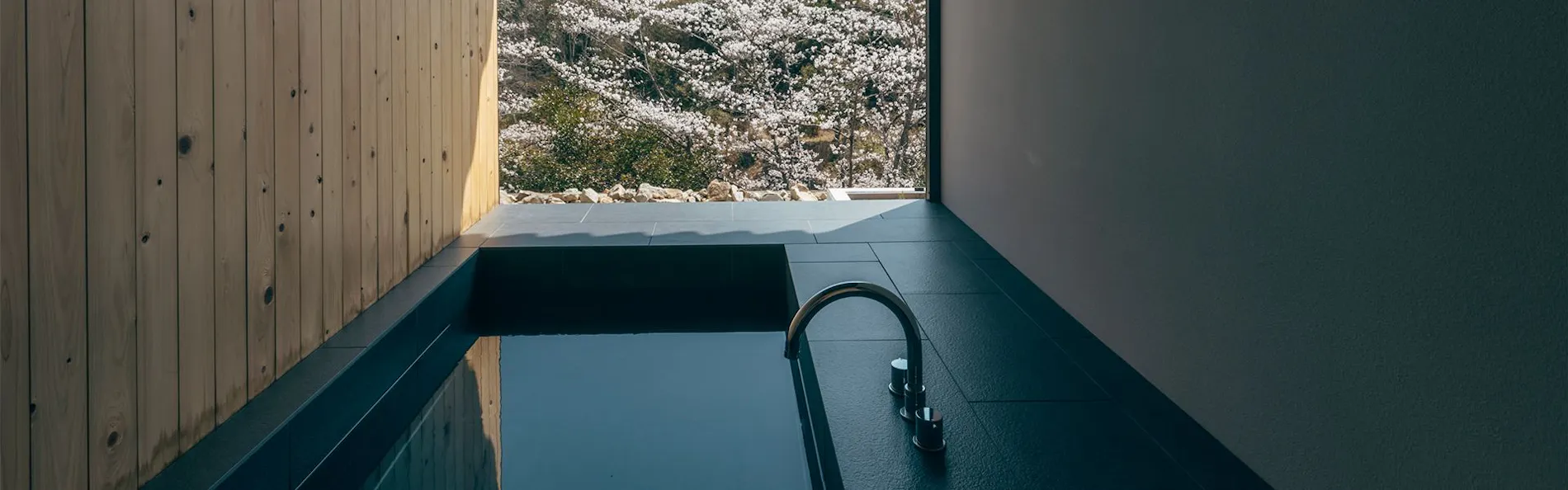 GLAMP CABIN 東条湖・丹波篠山