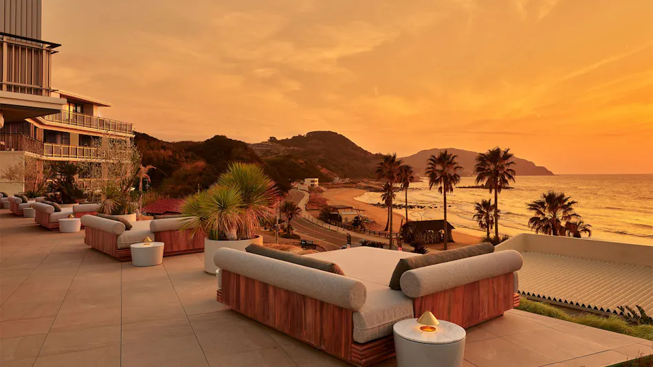 Seven x Seven Itoshima