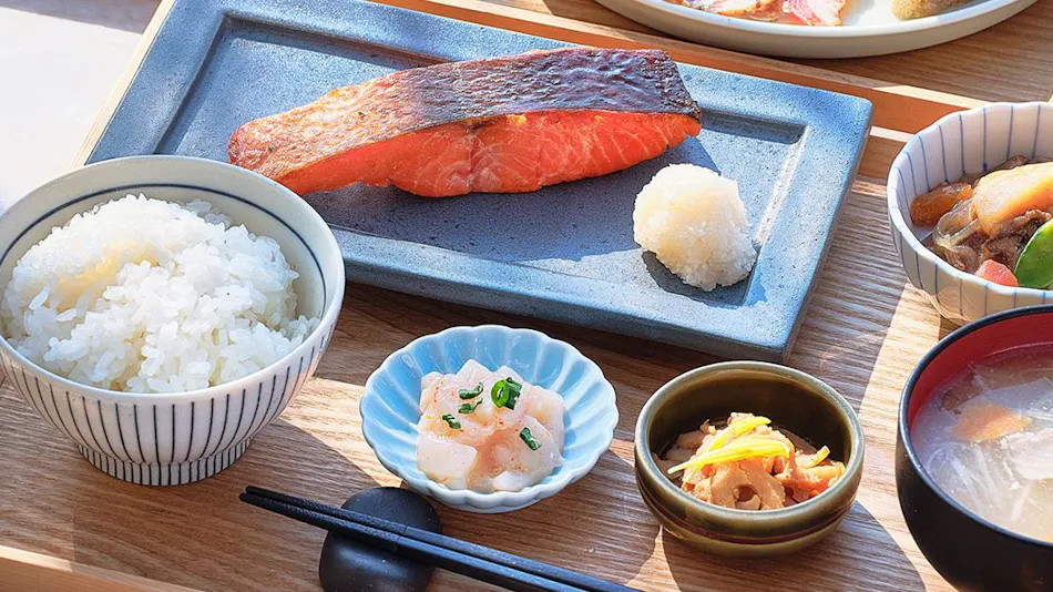 Seven x Seven Itoshima