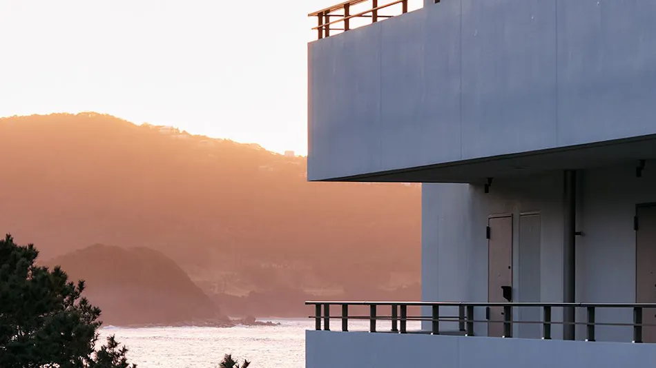 Seven x Seven Itoshima