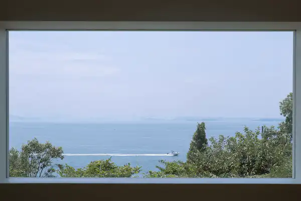 วิวจากหน้าต่าง