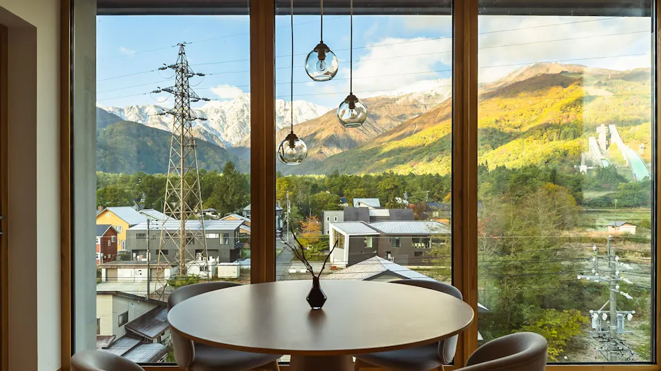 HOTEL LA VIGNE HAKUBA by Onko Chishin