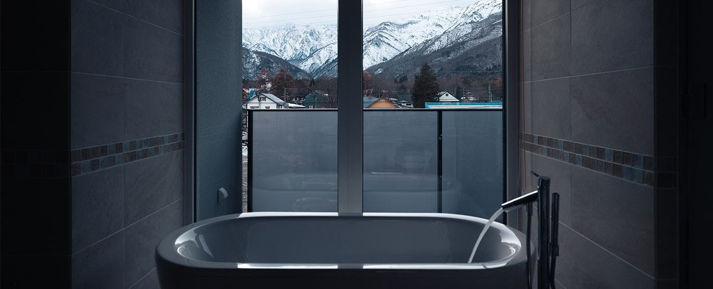 HOTEL LA VIGNE HAKUBA by Onko Chishin