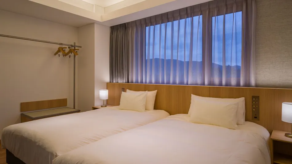 HOTEL LA VIGNE HAKUBA by Onko Chishin