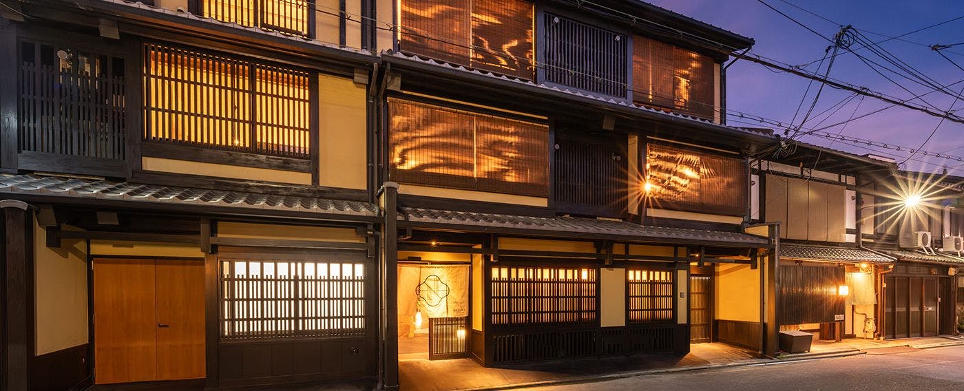 ภายนอกอาคาร