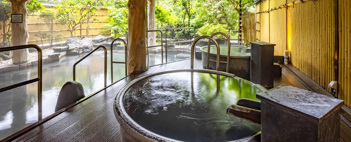 โรงแรมโคโยคัง "โมมิจิโนะยุ" ภาพลักษณ์น้ำพุร้อน