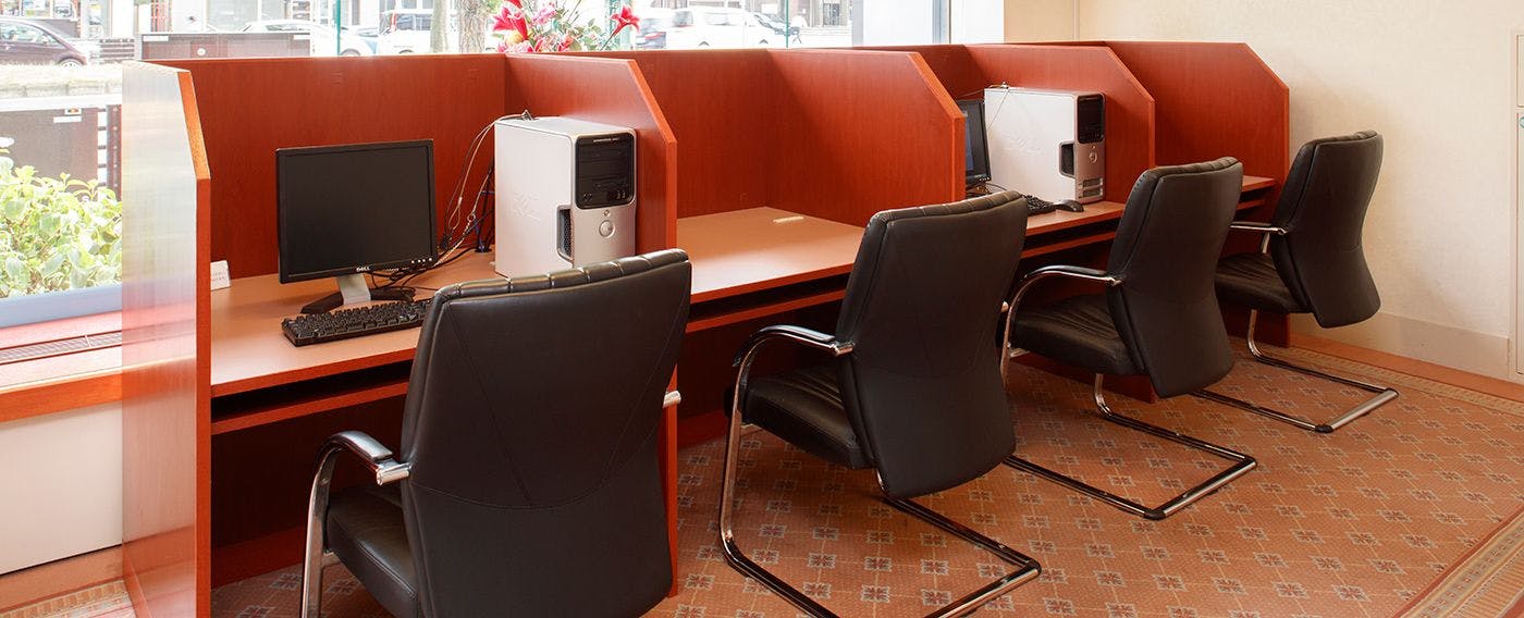 ศูนย์ธุรกิจ