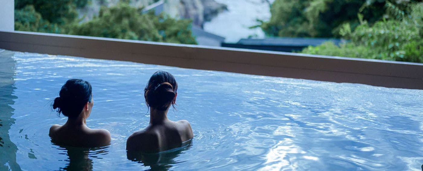 อินฟินิตี้ออนเซ็นกลางแจ้ง