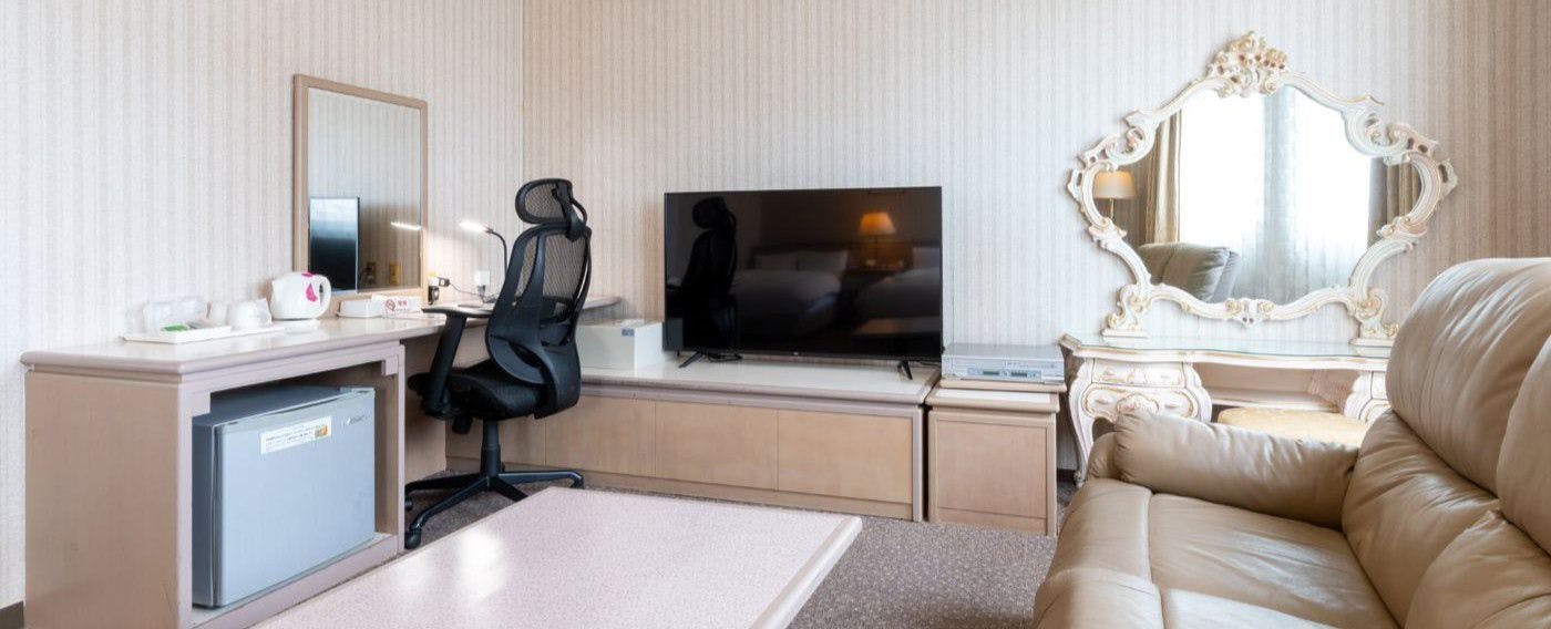 Hotel New Century
