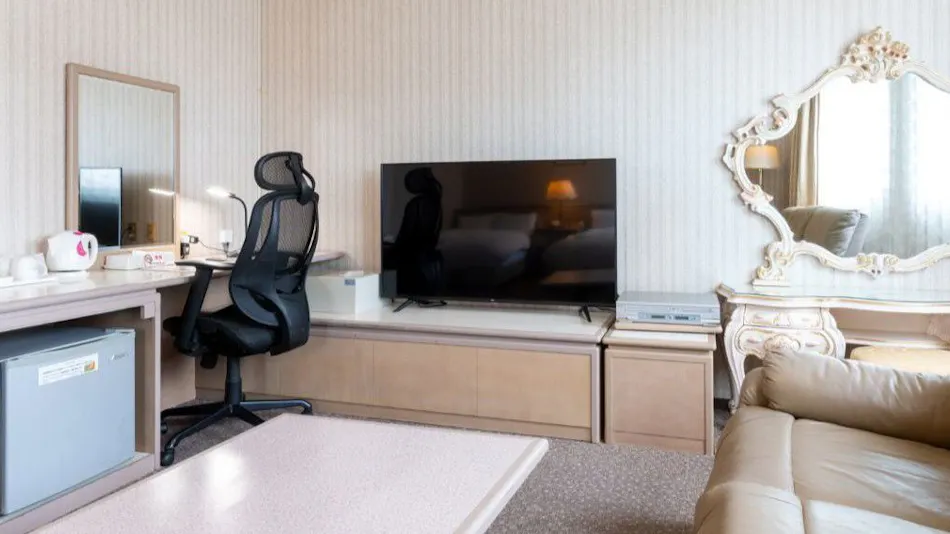 Hotel New Century