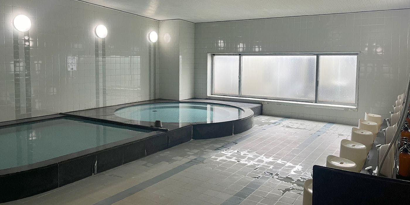 ห้องอาบน้ำสาธารณะ