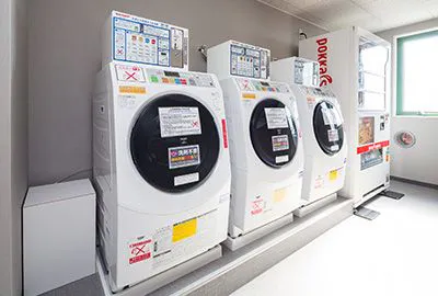 ร้านซักผ้าหยอดเหรียญ