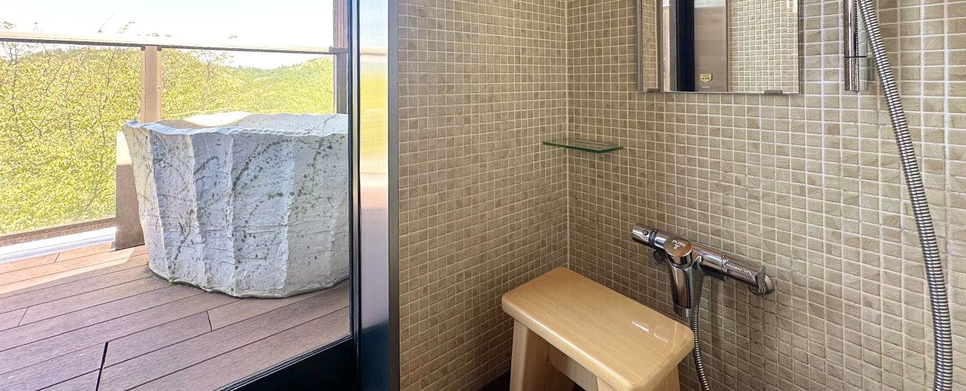 Bilik Khas dengan Onsen Terbuka - Dilengkapi dengan Onsen Terbuka dan Pancuran.