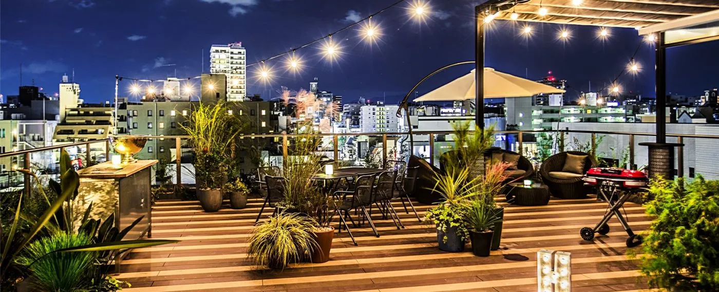 ระเบียงในยามค่ำคืน