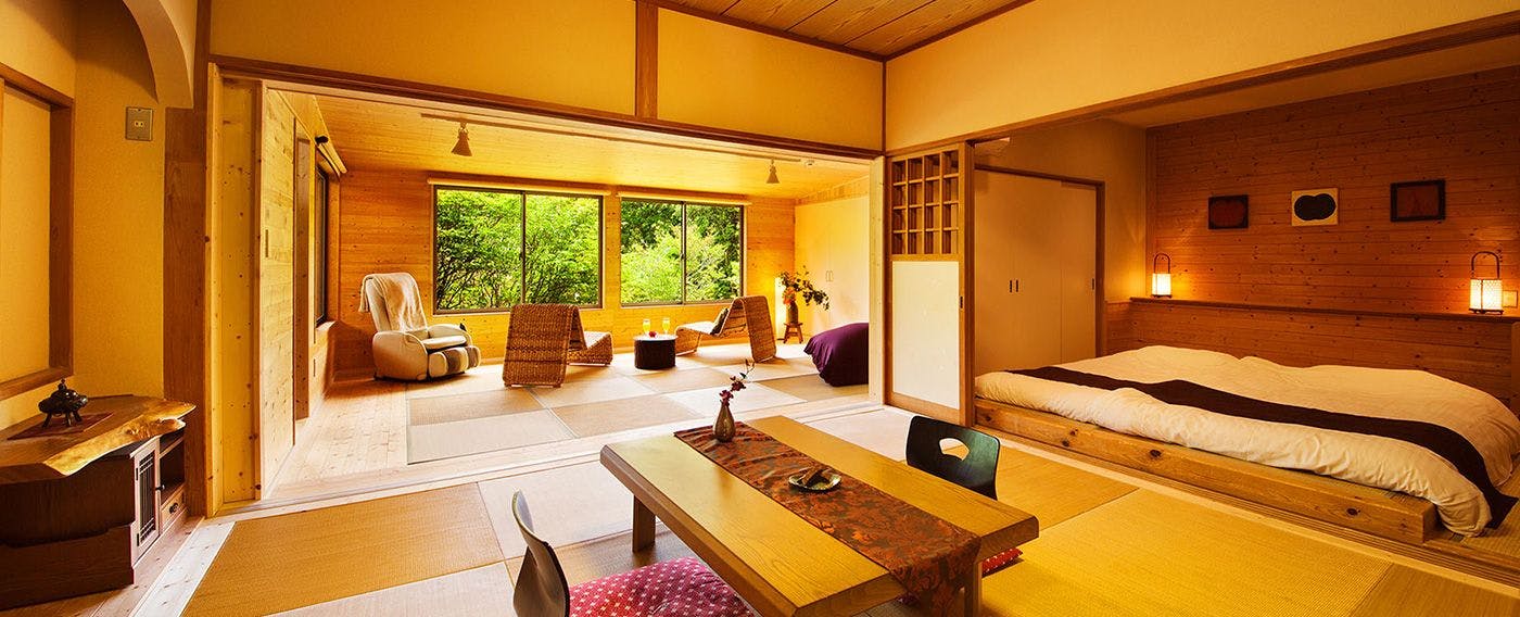Ryokan & Glamping Resort: The Inn Where the Sound of Deer Echoes - Hanazansui