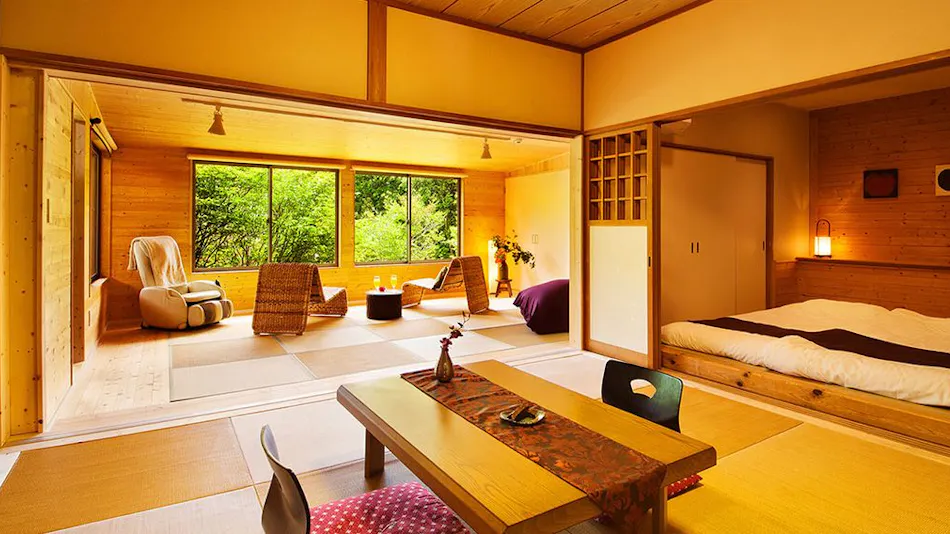 Ryokan & Glamping Resort: The Inn Where the Sound of Deer Echoes - Hanazansui