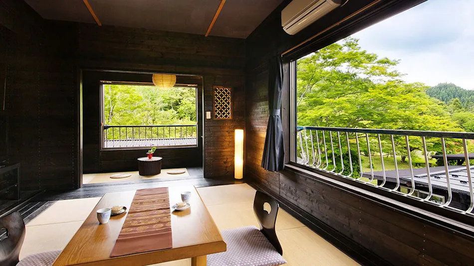 Ryokan & Glamping Resort: The Inn Where the Sound of Deer Echoes - Hanazansui