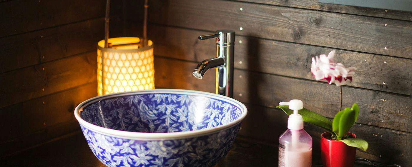 Ryokan & Glamping Resort: The Inn Where the Sound of Deer Echoes - Hanazansui
