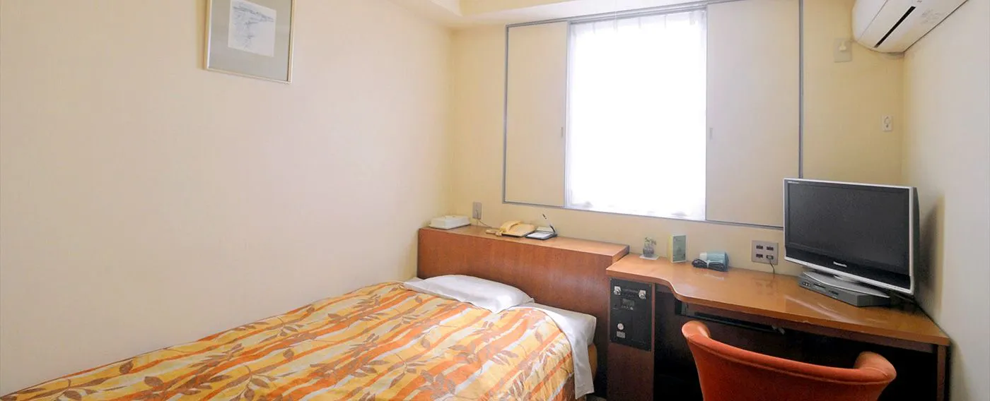 คุณสามารถพักผ่อนได้อย่างสบายบนเตียงเซมิ-ดับเบิ้ล