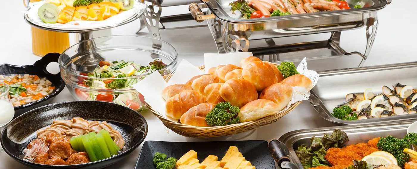 อาหารเช้าเบา ๆ พร้อมเมนูญี่ปุ่นและตะวันตก