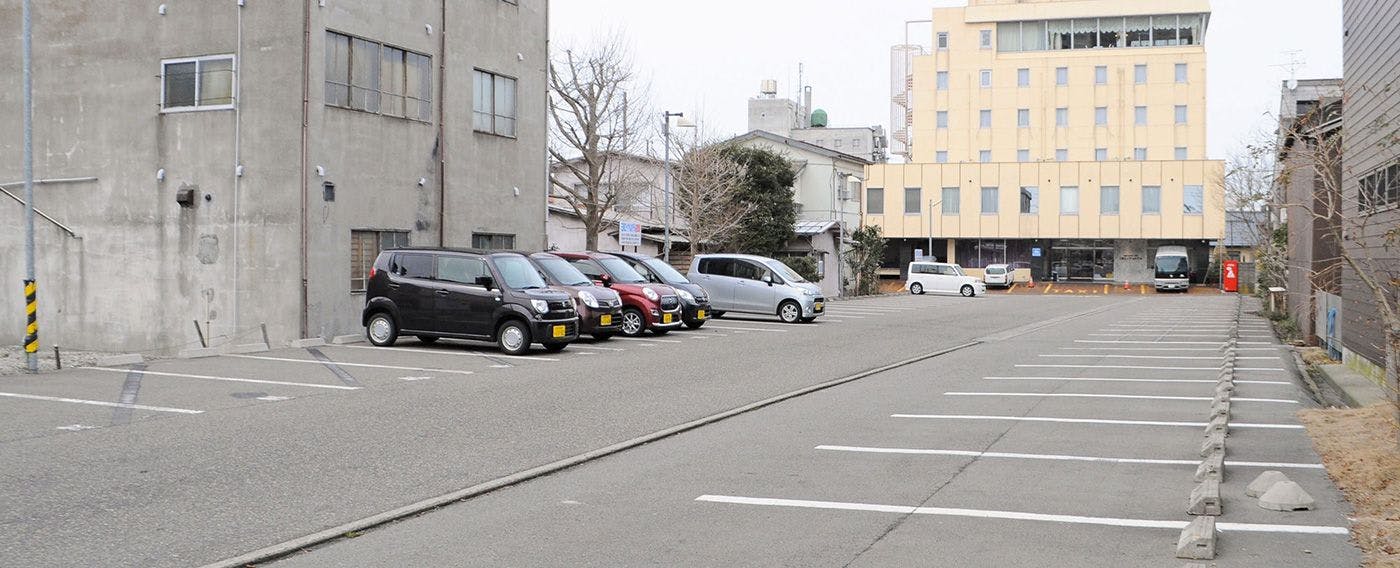 ที่จอดรถ