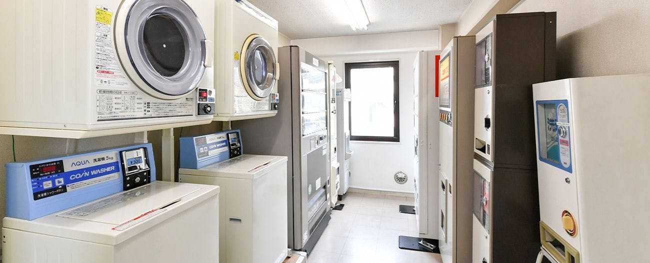 ร้านซักผ้าหยอดเหรียญ